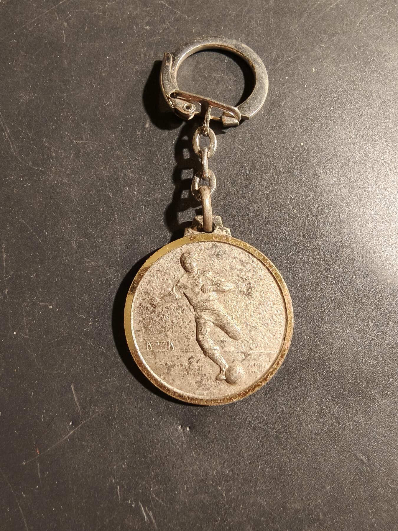 老王徽章第180期