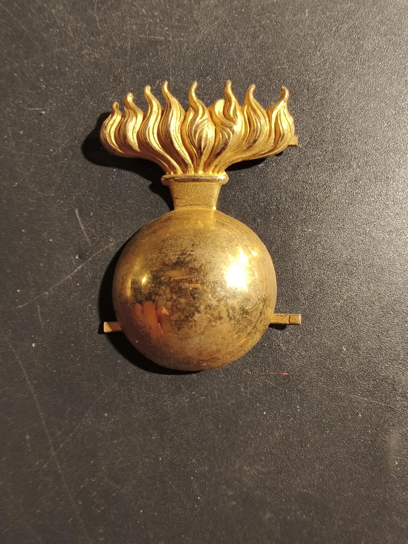 老王徽章第180期 比利时皇家宪兵贝雷帽徽