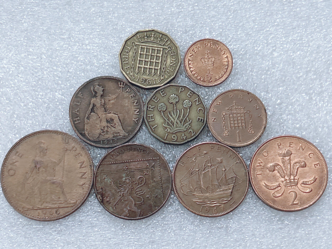 第一海外回流一元起拍收藏 散集专场  第299期 英国不同面值版本硬币 9枚