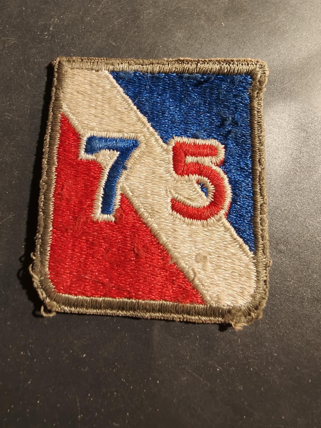 老王徽章第180期 美国陆军第75步兵师臂章