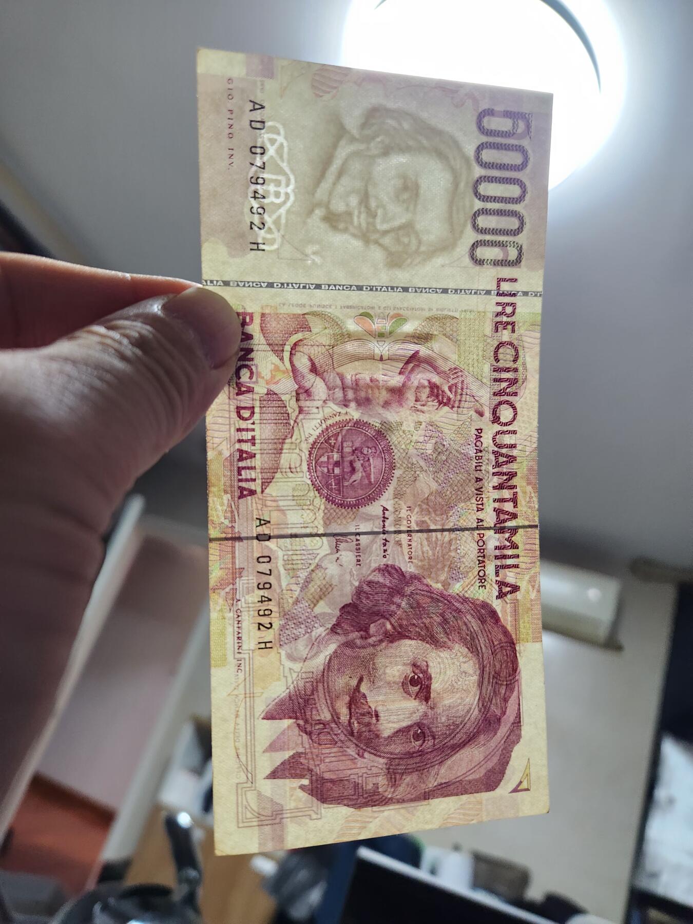 2月4号晚上8点 外国纸币自动截拍第17场