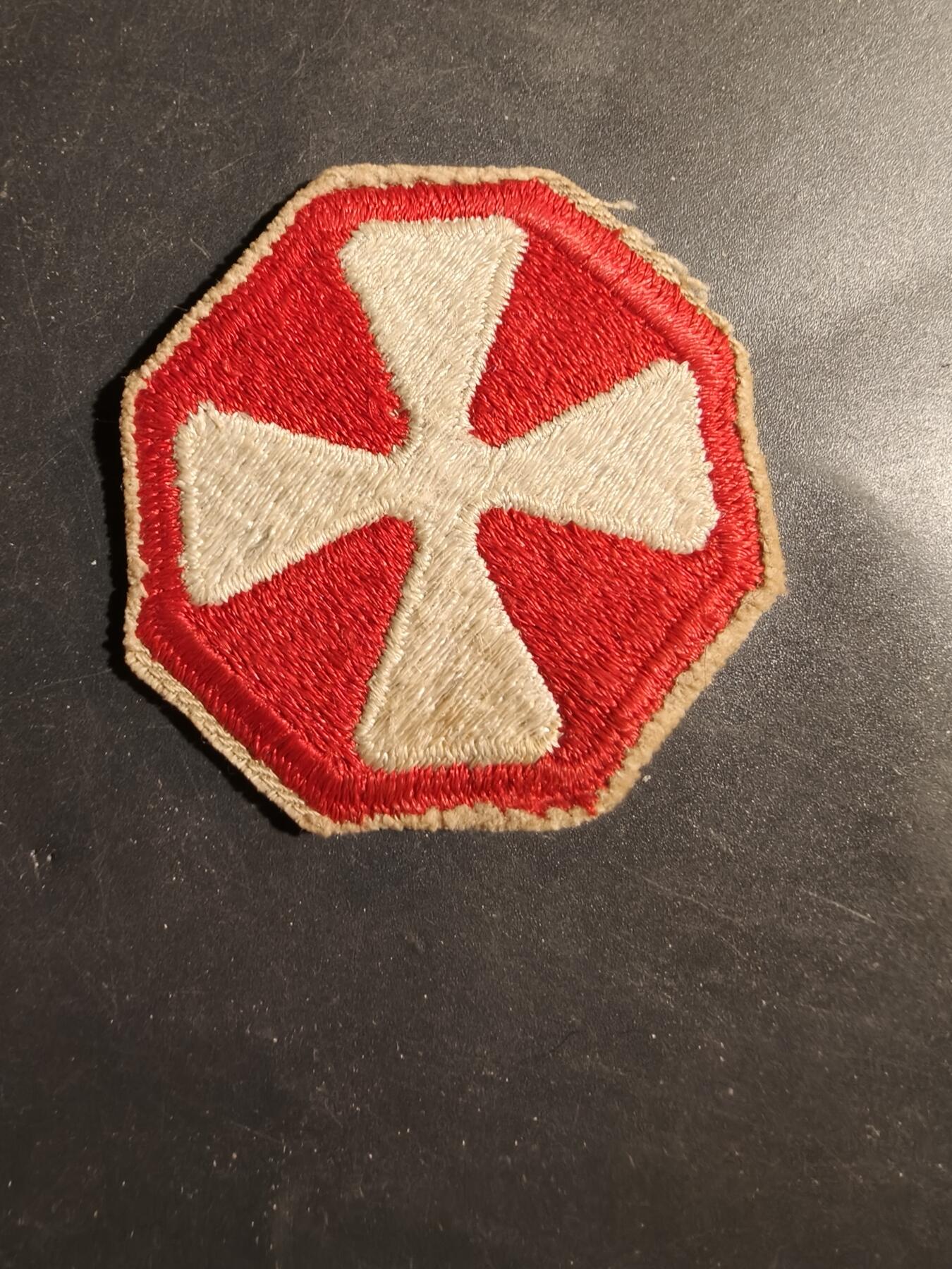 老王徽章第180期 美国陆军第8集团军臂章