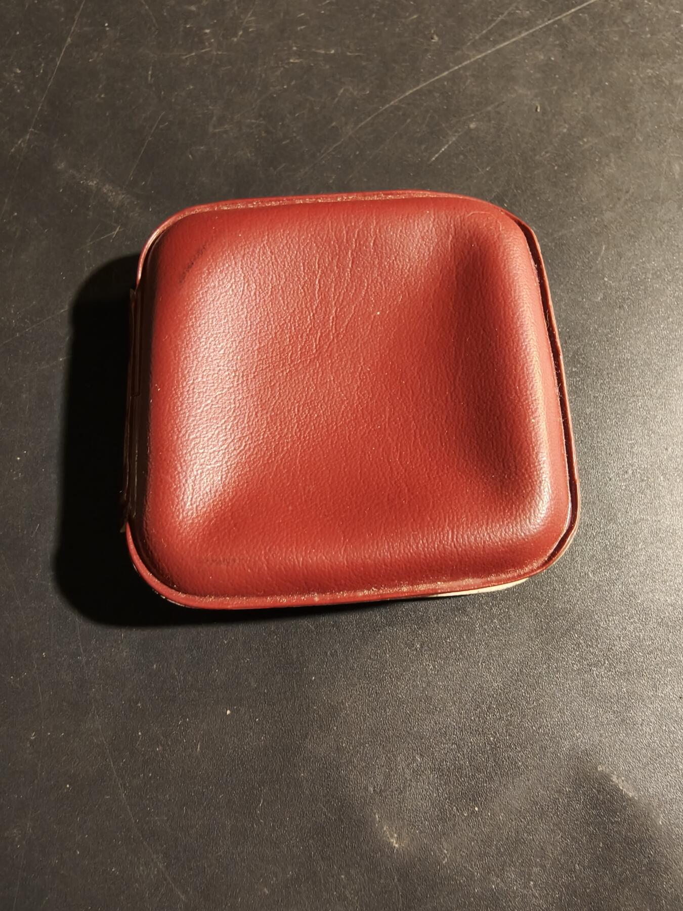 老王徽章第180期 法国拿破仑魂归故里大铜章    带盒子    光边原铸     直径41mm    重量32.9g