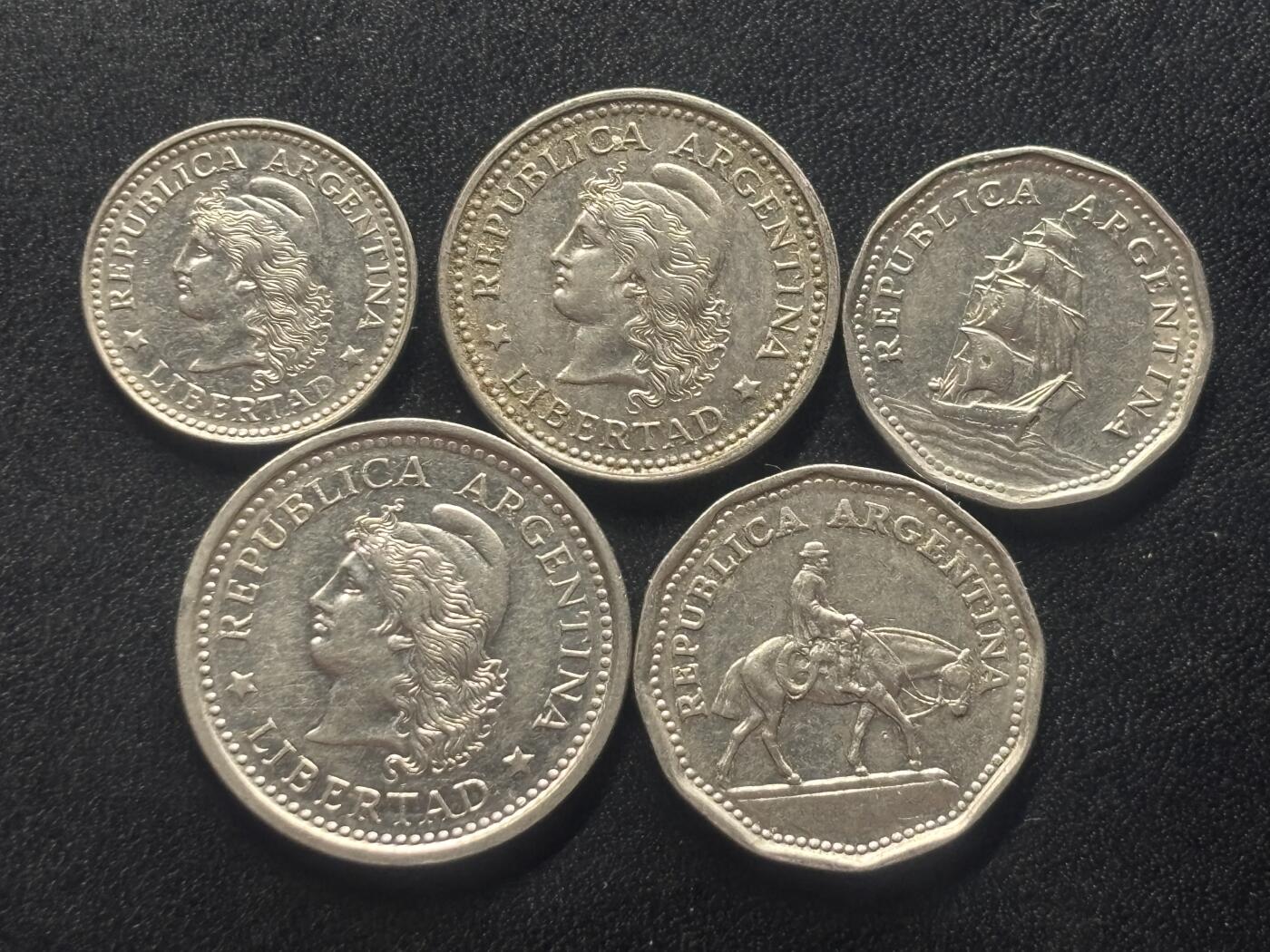 邮泉阁限时拍卖第四十一场（硬币在国外。请付邮费6元。）