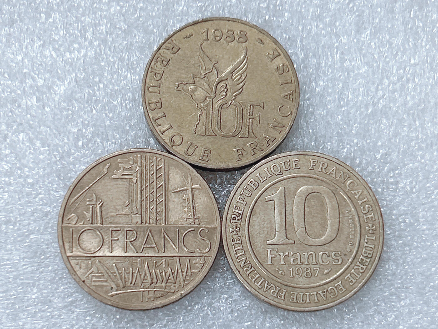 第一海外回流一元起拍收藏 散集专场  第301期 法国不同版本10法郎纪念币 3枚