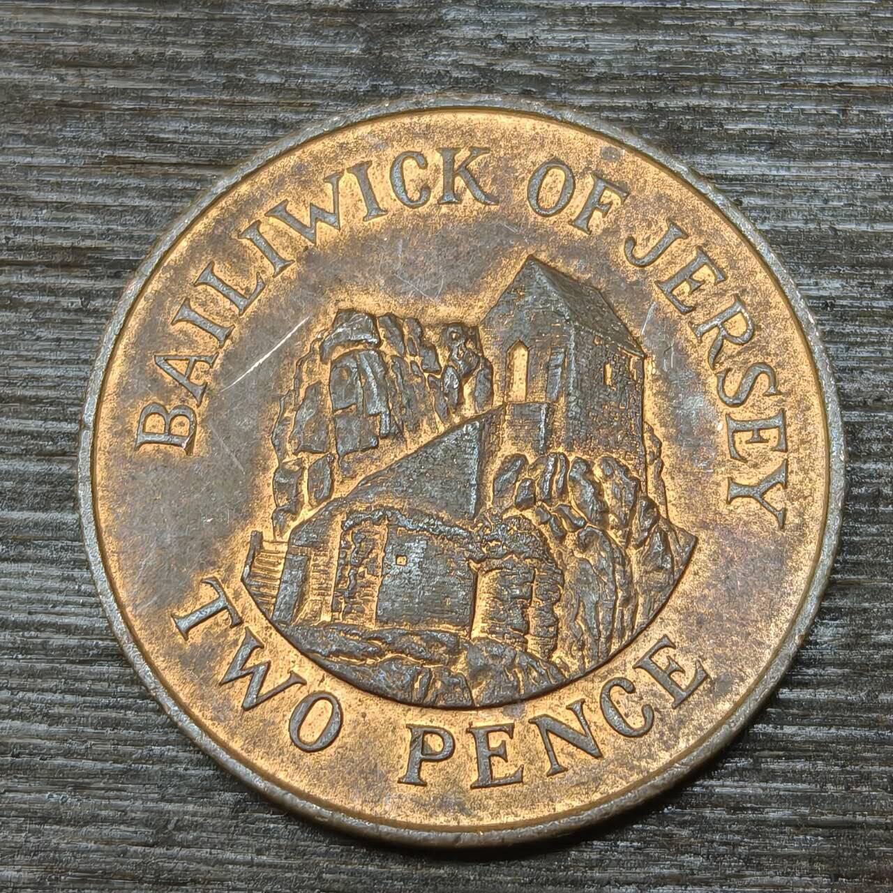 【铜匠收藏】★第146★散币专场 不寄存，30包邮。不满30元，支付5元运费。《接受代拍 代送NGC评级》 60【无寄存】泽西 2便士 1983年 铜币