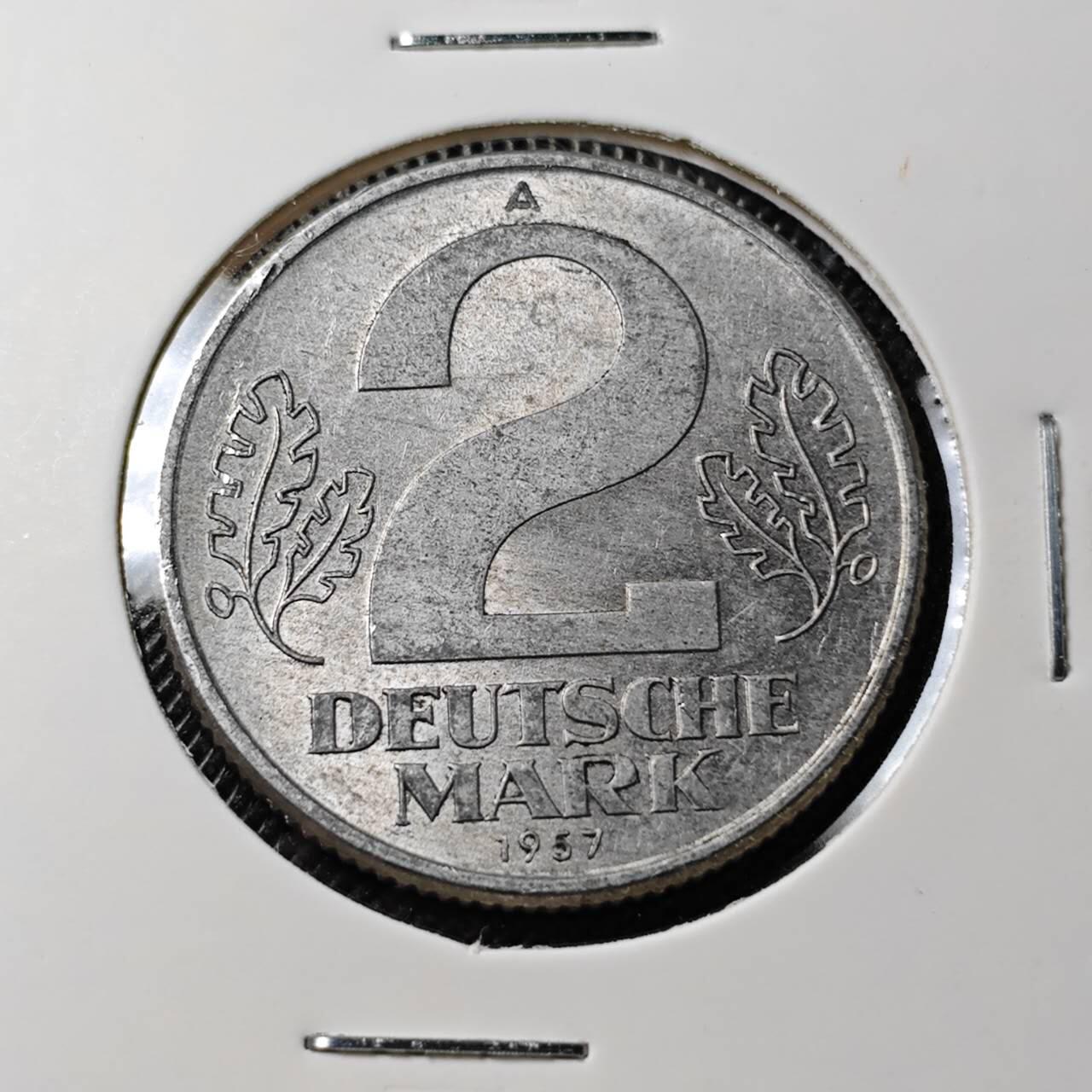 KK钱币收藏小铺  第393期  2月预留时间 周末发货  1957东德2马克 A版