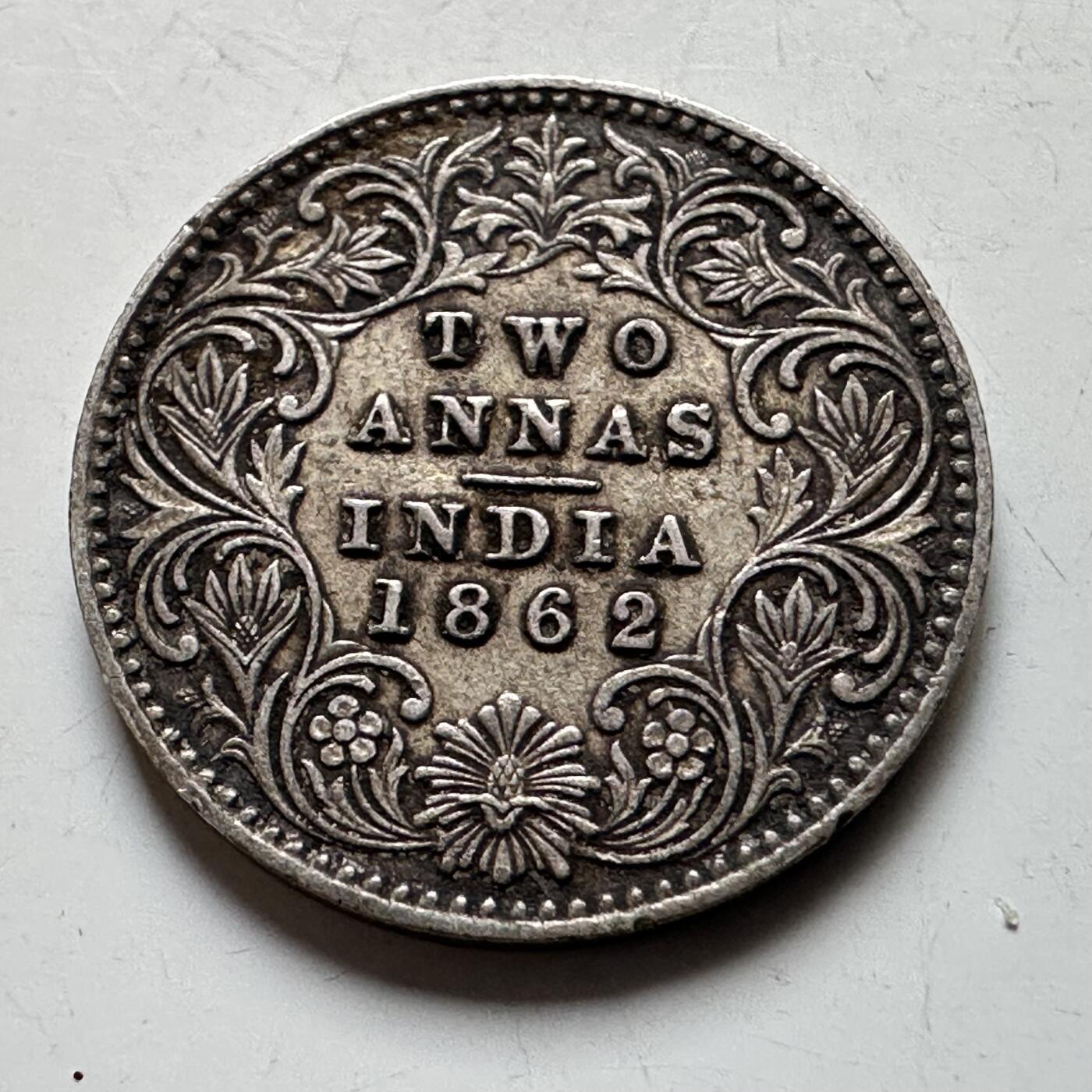 🌹外币初藏🌹🐯2026年第16场 快递将在12号停运 年前需发货的抓紧 ，年后正月十五恢复发货 英属印度1862年2安娜银币 b