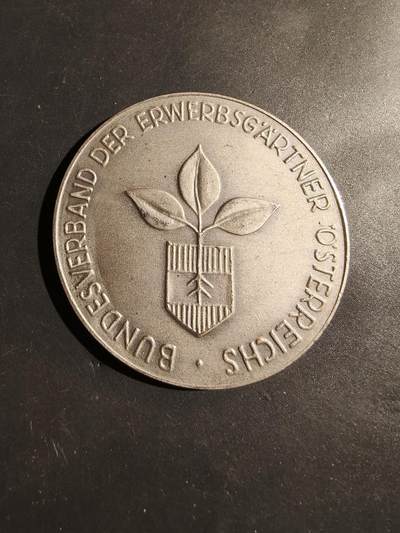 老王徽章第180期 - 奥地利专业园艺师联邦协会银级纪念章    直径60mm     重量63.1g