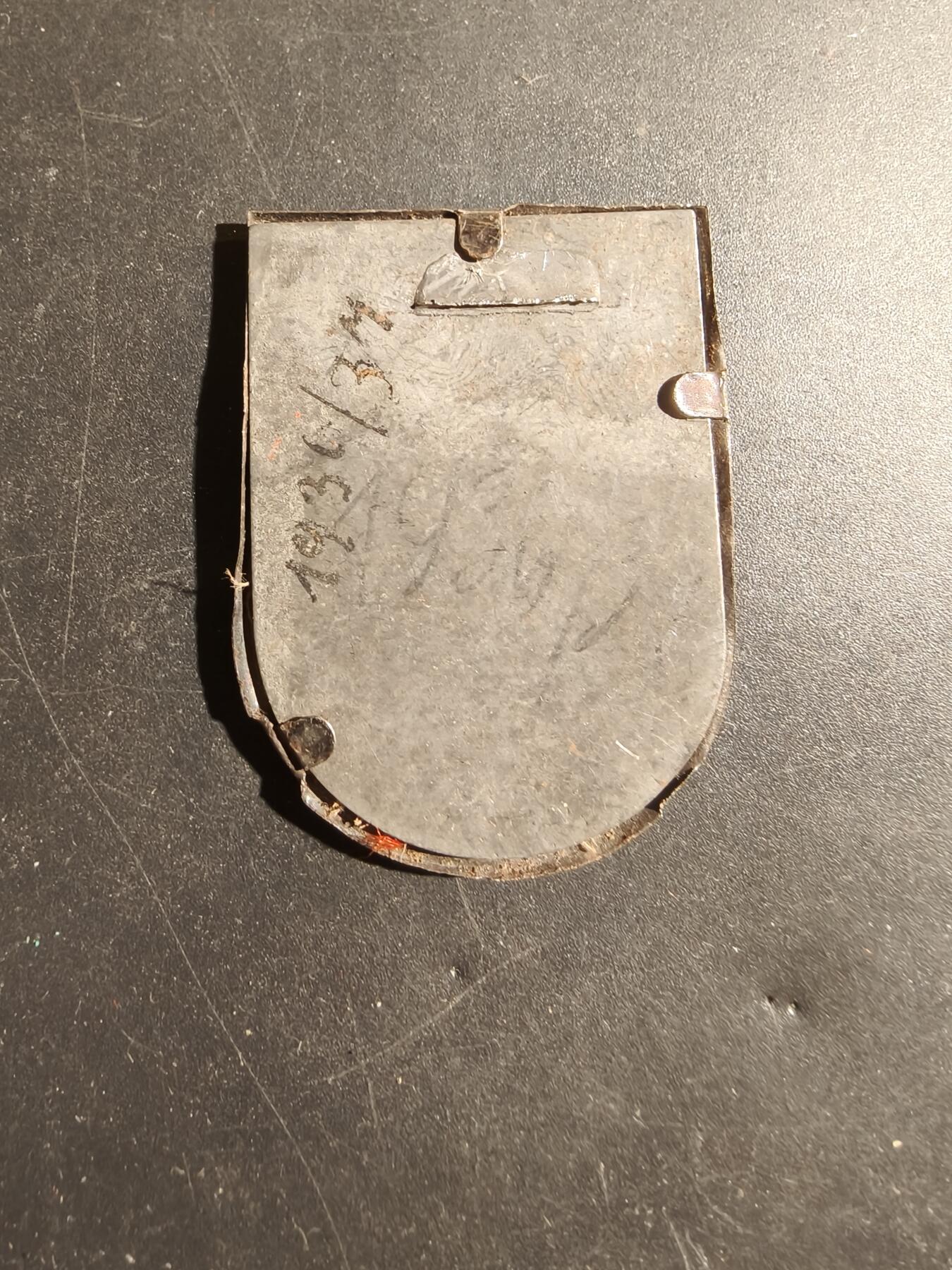 老王徽章第180期 德三冬季救济工厂但泽市证章