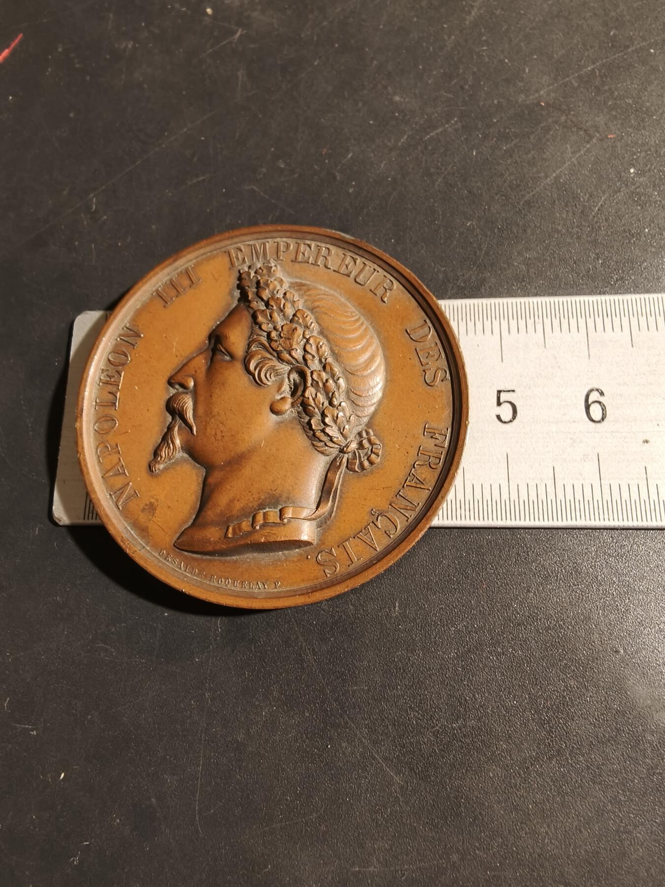 老王徽章第180期 法国拿破仑三世克里米亚战争萨瓦斯托波尔战役大铜章     带盒子     手指Cuivre铜标     直径46mm      重量48.7g