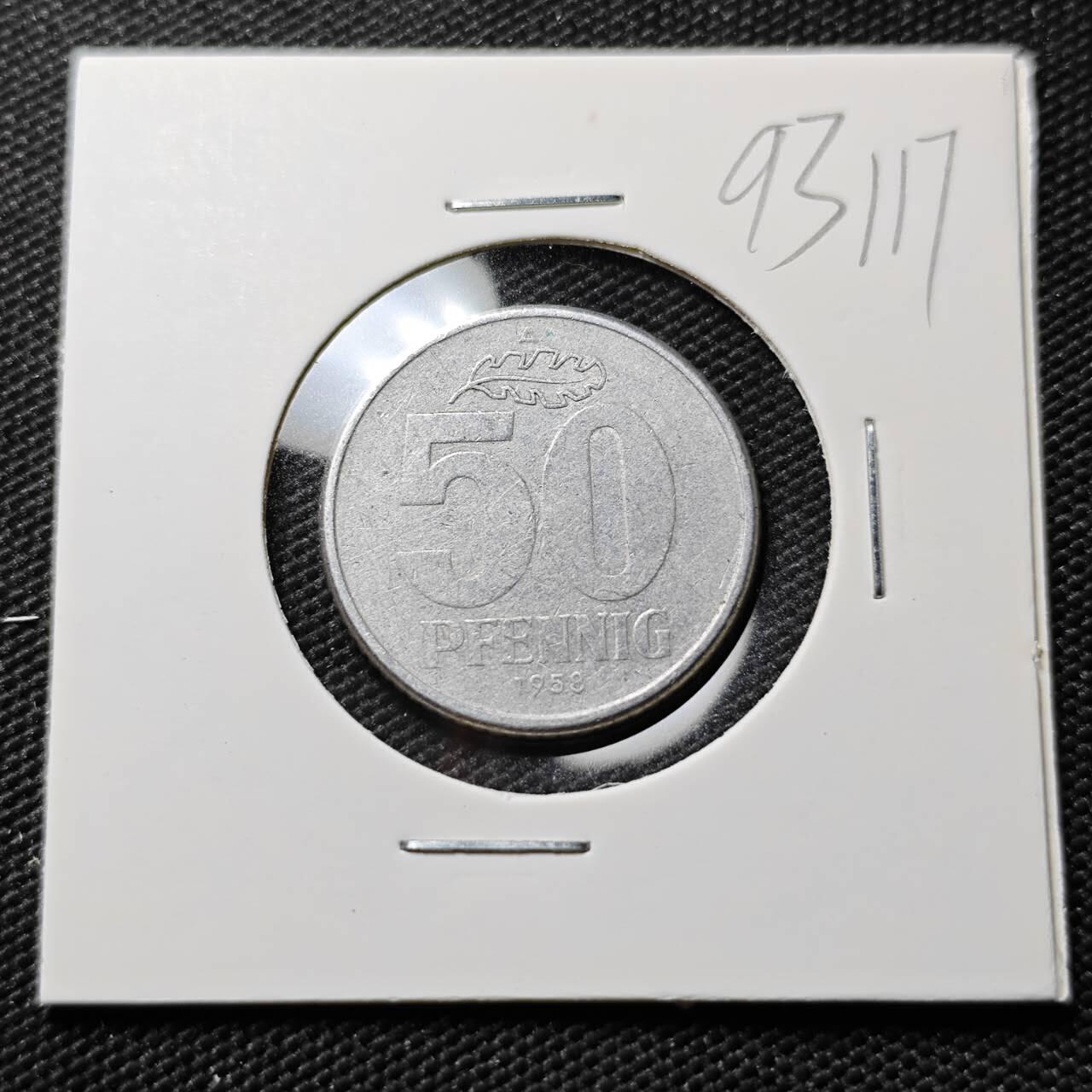 KK钱币收藏小铺  第393期  2月预留时间 周末发货 1958 东德50芬尼
