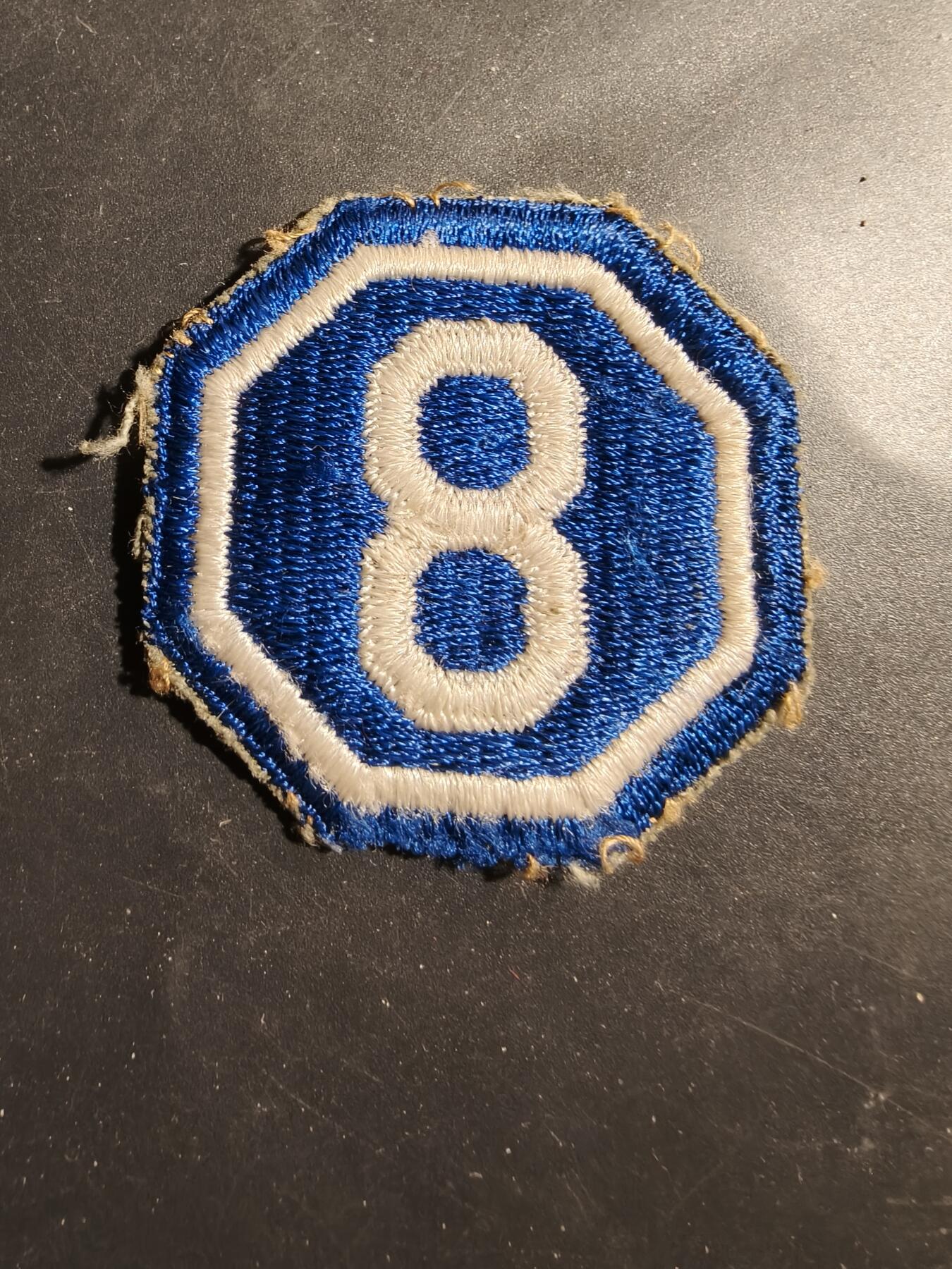 老王徽章第180期 美国陆军第8军臂章