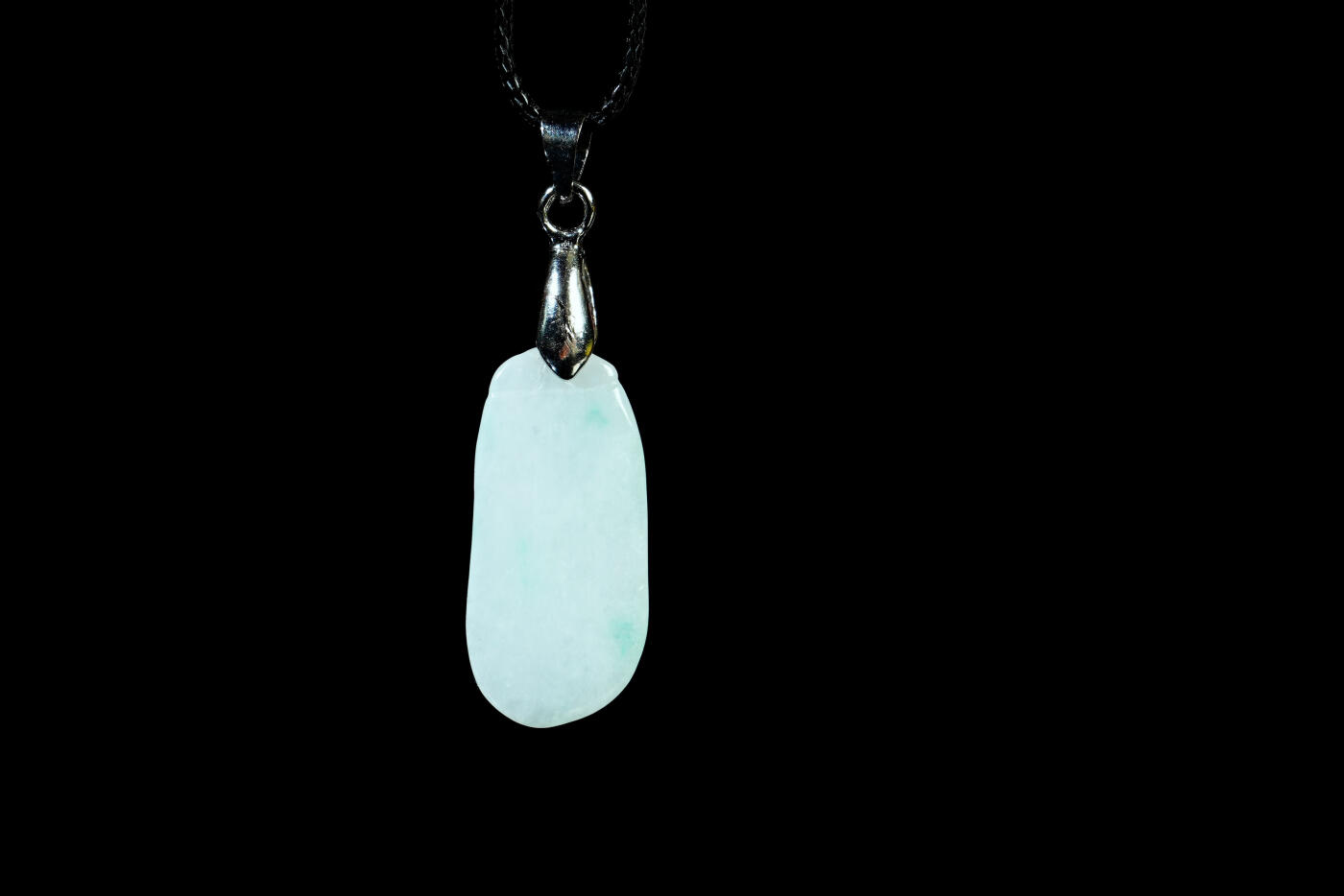 上海都达杂项专场二十八【全场包邮】 天然冰糯种飘绿翡翠（A货）精雕《福瓜》挂件90-101