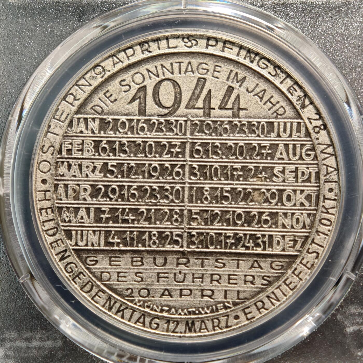 【德藏】世界币章拍卖第164期（拍品征集中~欢迎藏友联系） 1944年 德国民族社会主义工人党占领奥地利时期十二星座符号播种者日历纪念银章 PCGS SP63