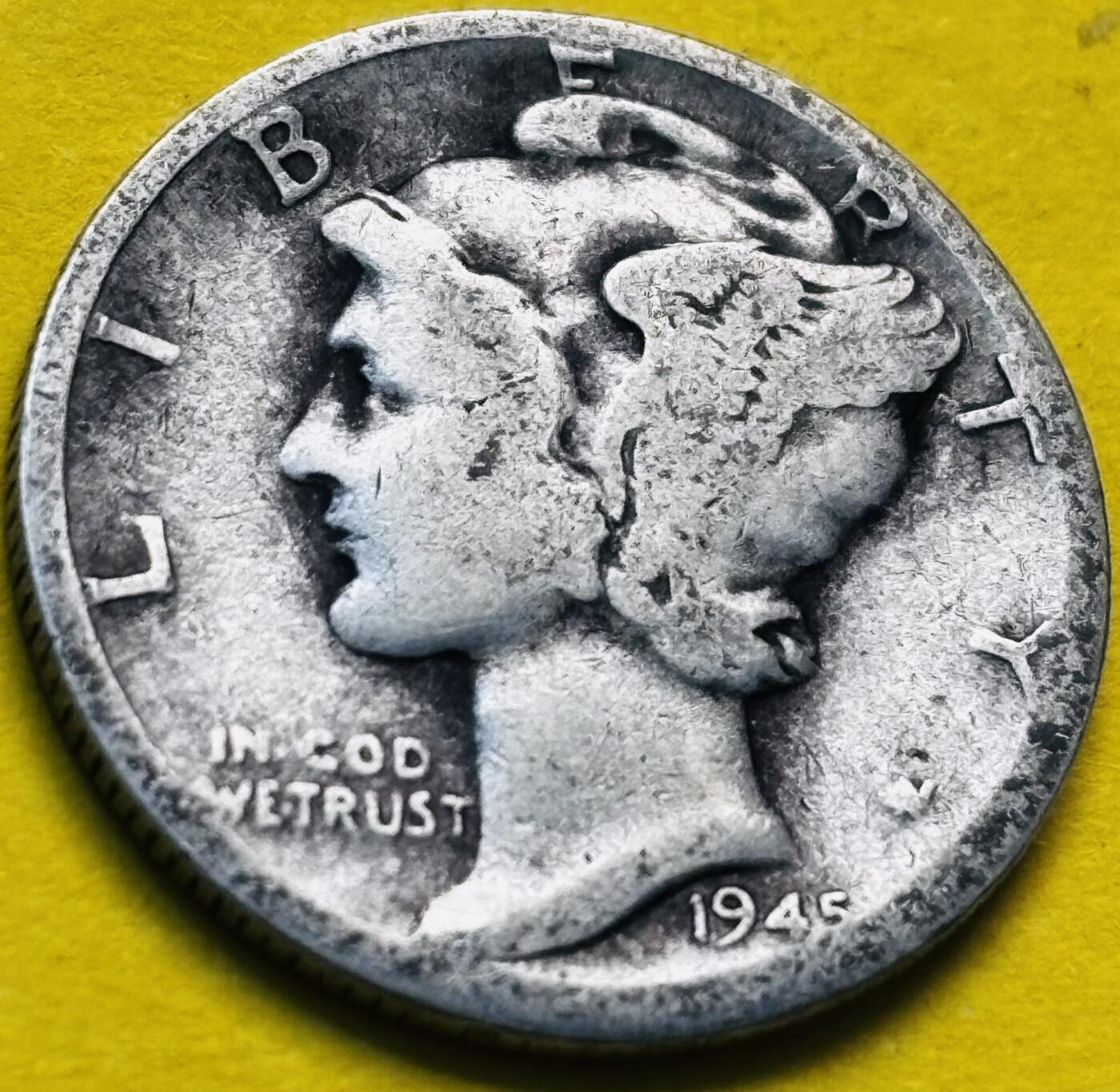 文馨钱币收藏第 293 场，春节前最后一期全部发出，将不予寄存，请悉知 1945 年美国墨丘利小飞人 10 美分银币 2.5 克 900 银 D 版