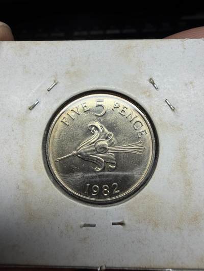 2025年集古藏今外币拍卖第二期-第4场—（总第304拍），可以寄存60天，满160元包邮。 - 1982年根西5新便士