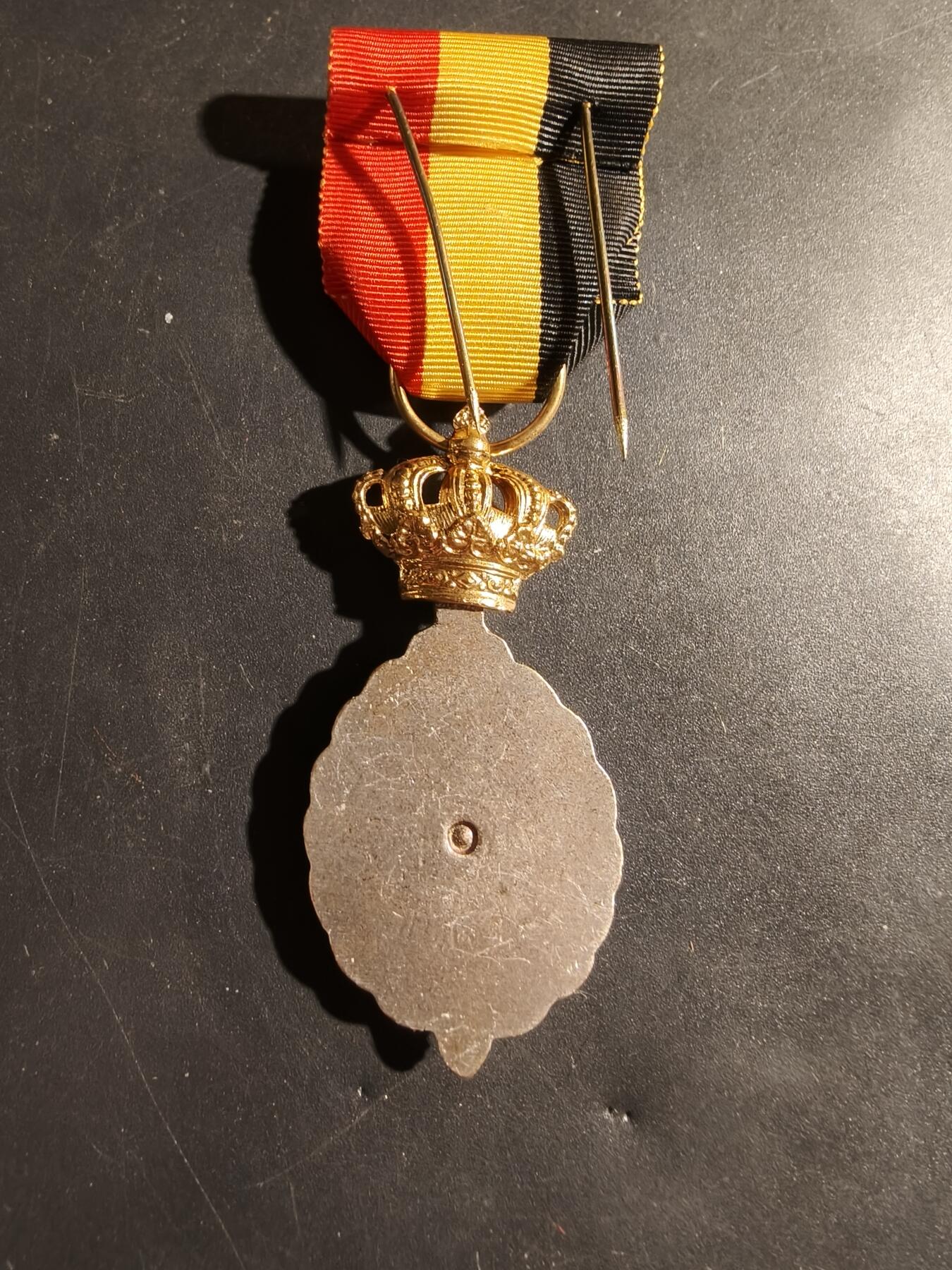 老王徽章第180期 比利时金级劳工奖章