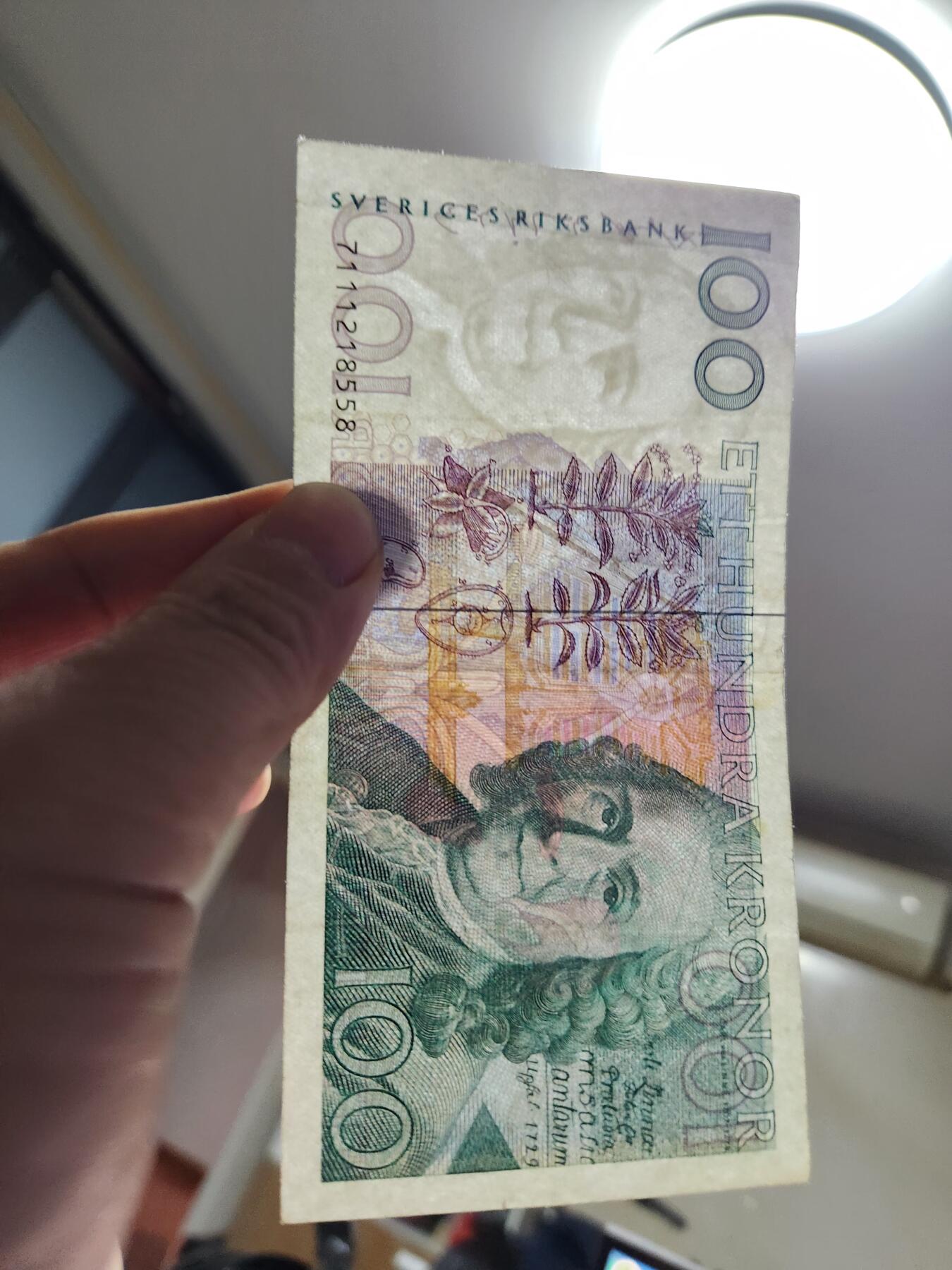 2月5号晚上8点 外国纸币自动截拍第18场 瑞典100第一版美品