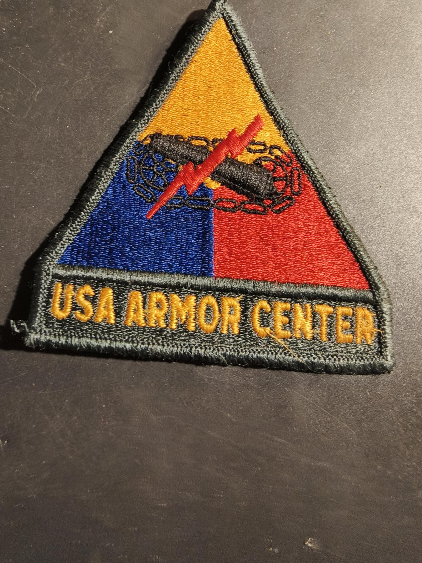 老王徽章第180期 美国陆军装甲兵训练中心臂章