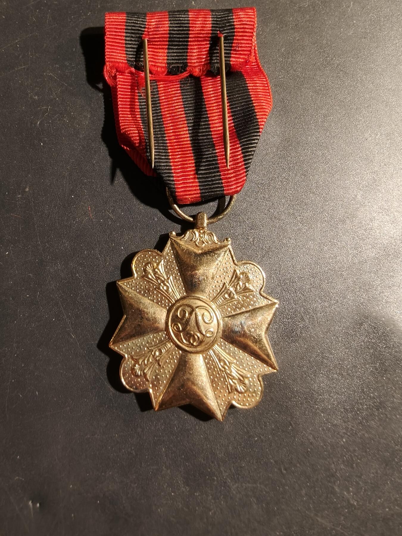 老王徽章第180期 比利时金级民事功绩奖章