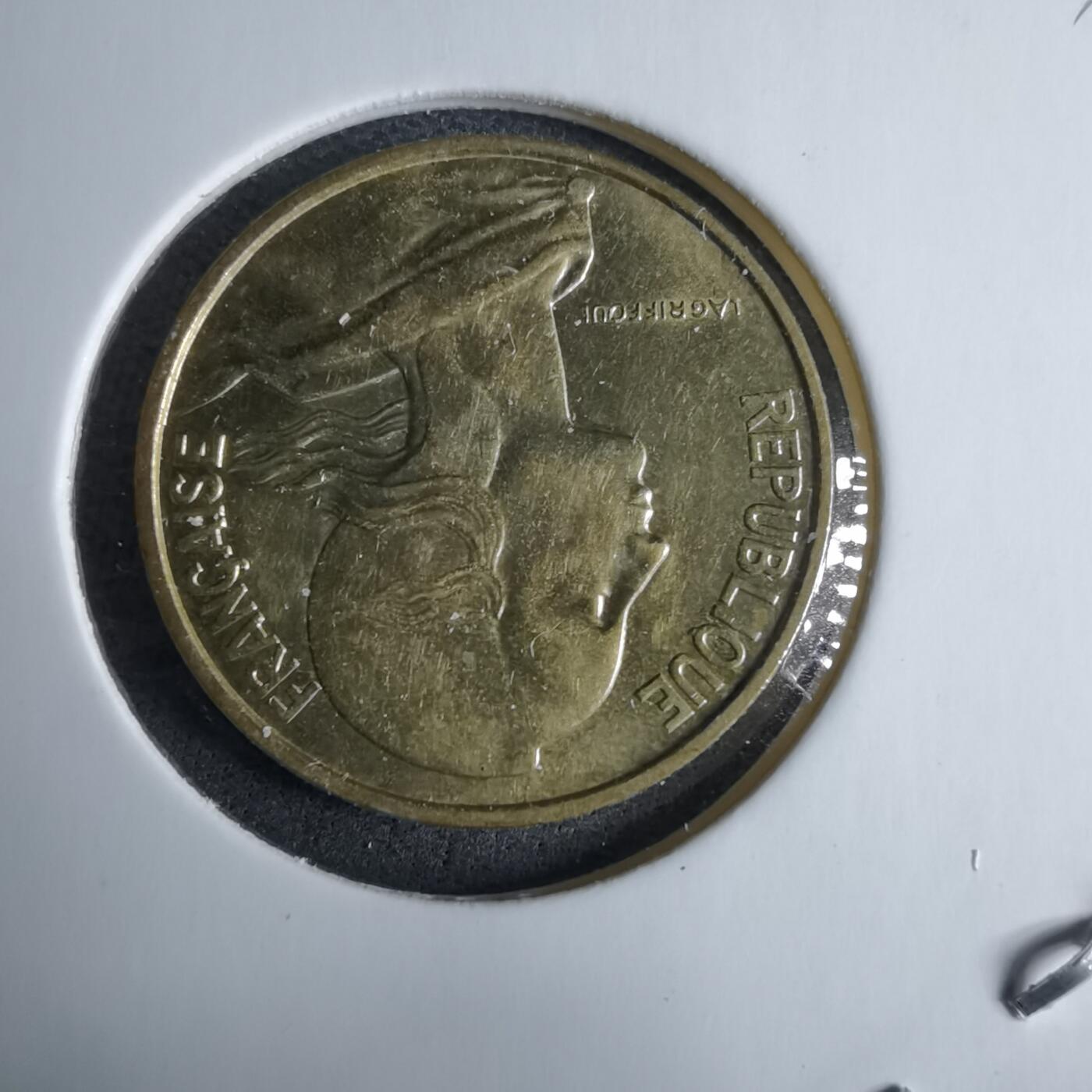 沼泽如烟--第985场 法国1965年十分