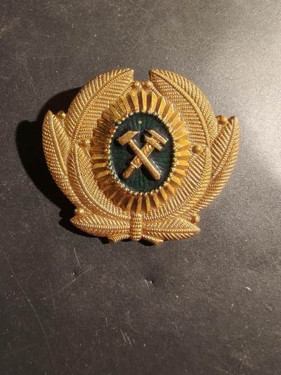 老王徽章第180期 - 苏联交通部官员大檐帽帽徽