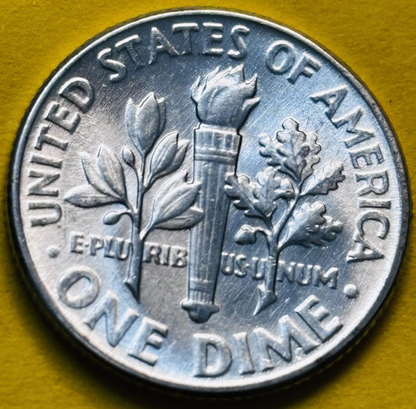 文馨钱币收藏第 293 场，春节前最后一期全部发出，将不予寄存，请悉知 原光好品 1955 年美国罗斯福 10 美分银币   2.5 克 900 银