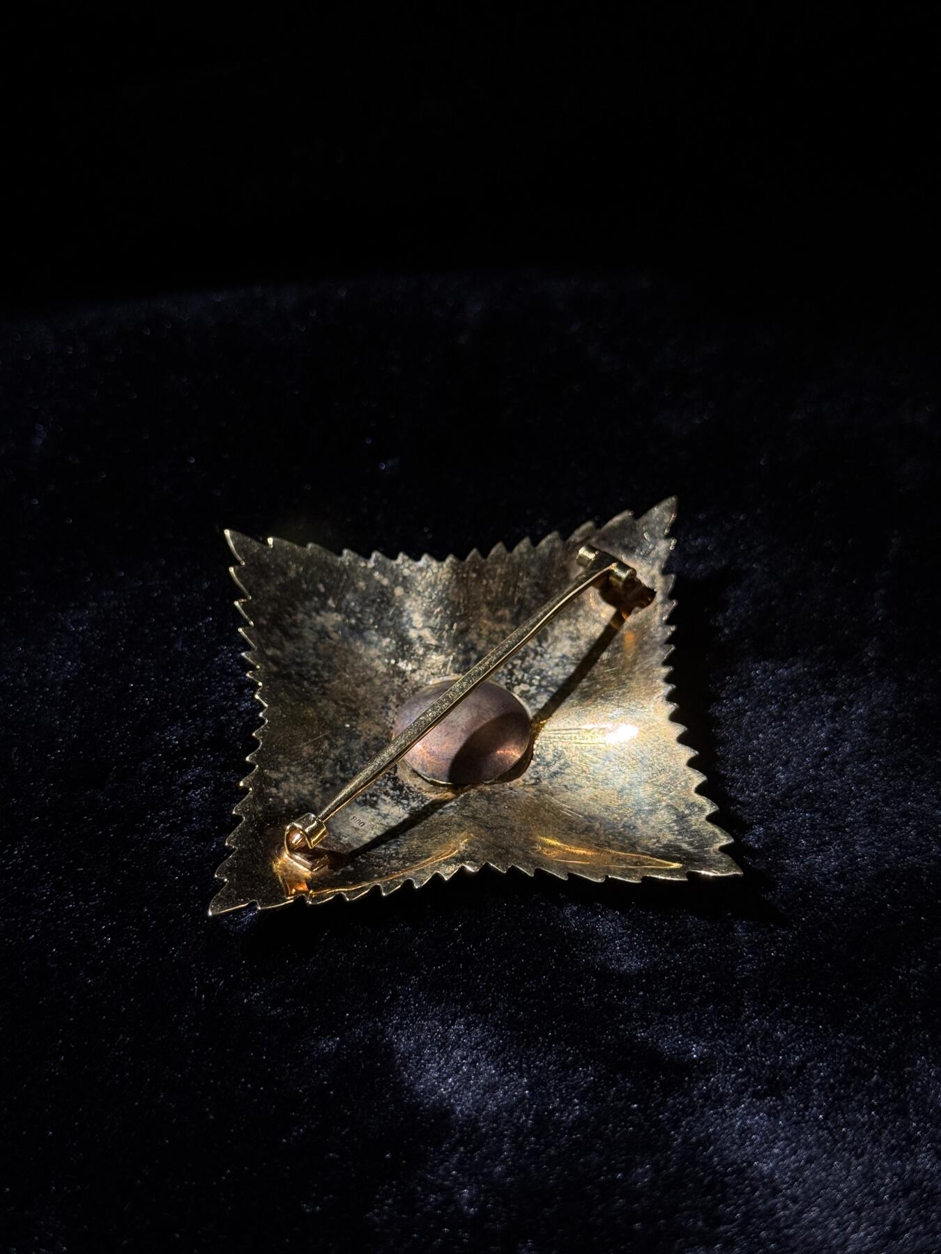 欢庆春节！戎马世界章牌大赏第111期春节大拍 德国联邦十字勋章，大军官级星芒章，银制，SL厂中期版本，珐琅有损