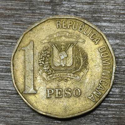 【铜匠收藏】★第146★散币专场 不寄存，30包邮。不满30元，支付5元运费。《接受代拍 代送NGC评级》 - 53【无寄存】多米尼加 1991年 1比索 铜币