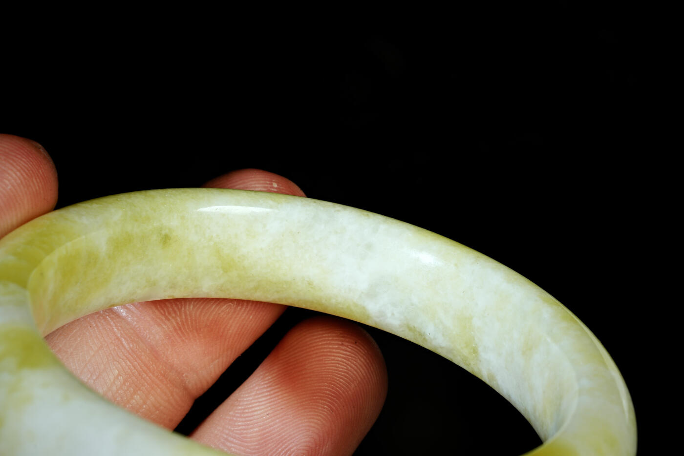 上海都达杂项专场二十一（全场包邮） 天然蓝田玉贵妃手镯90-56