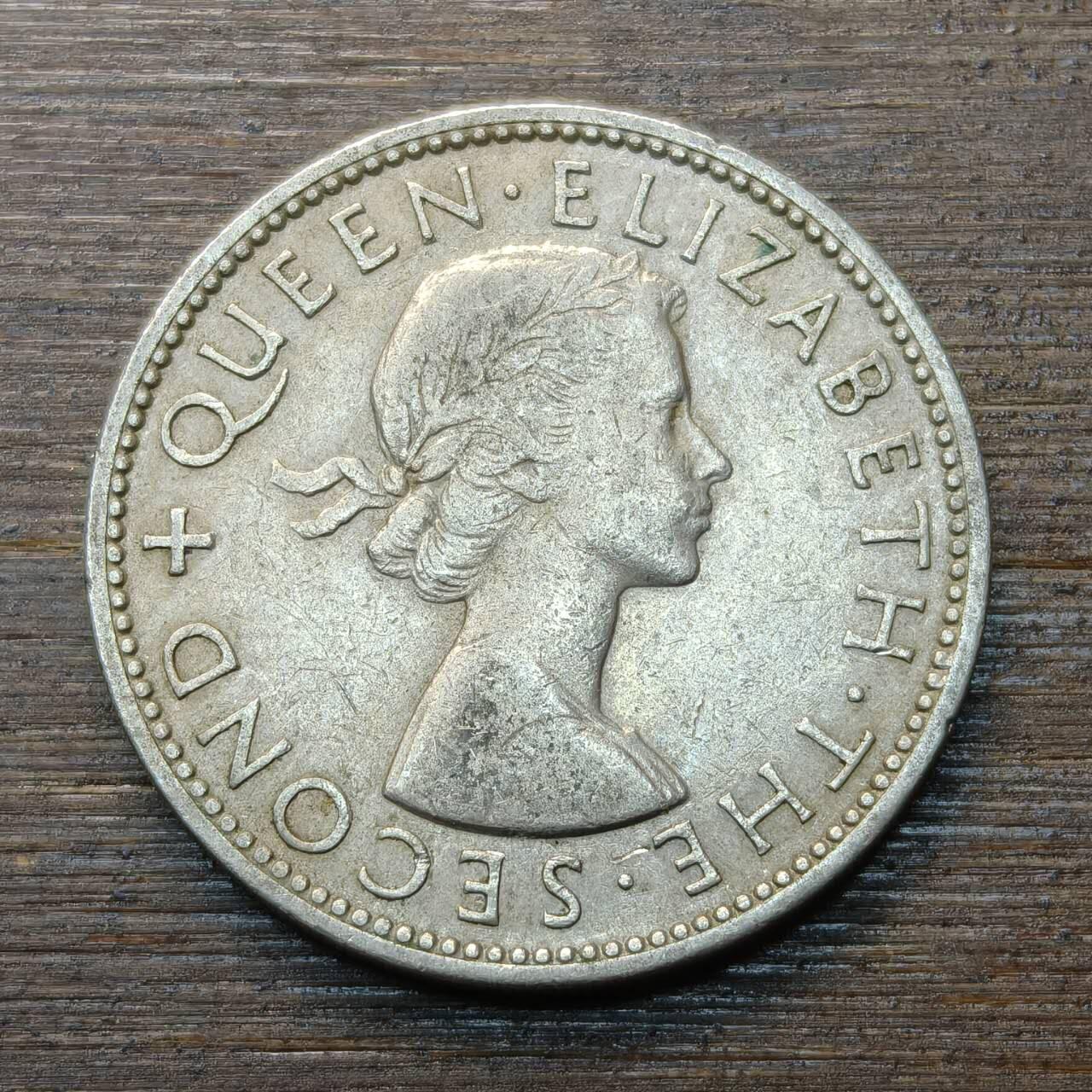 【铜匠收藏】★第146★散币专场 不寄存，30包邮。不满30元，支付5元运费。《接受代拍 代送NGC评级》 14【无寄存】新西兰 1弗洛林 1964年