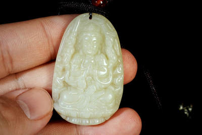 上海都达杂项专场四十七【全场包邮】  天然和田玉精雕《千手观音》挂件90-88