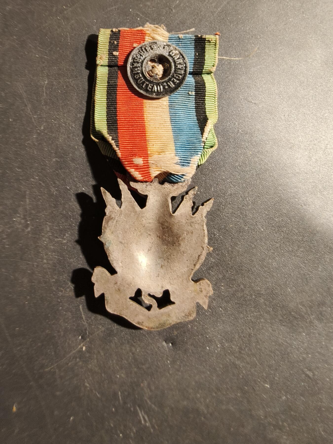 老王徽章第180期 法国银级普法战争老兵协会奖章