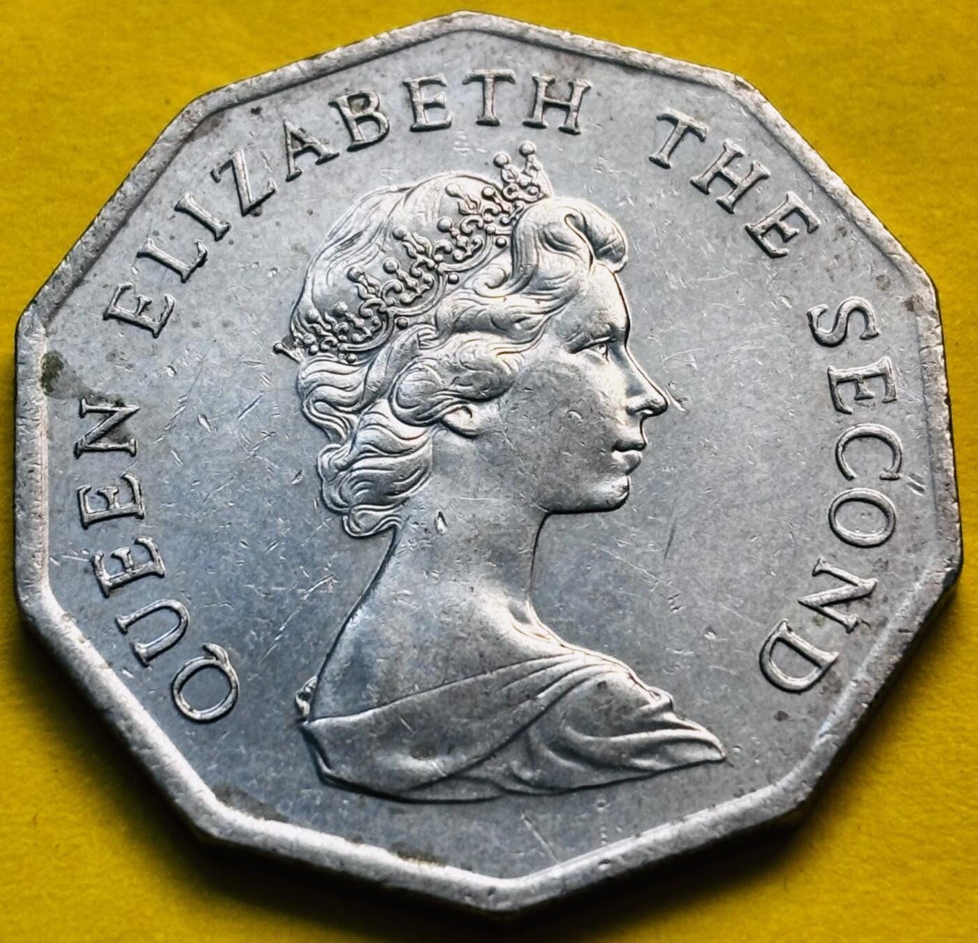 文馨钱币收藏第 293 场，春节前最后一期全部发出，将不予寄存，请悉知 带光好品 1976 年英属香港多边五元