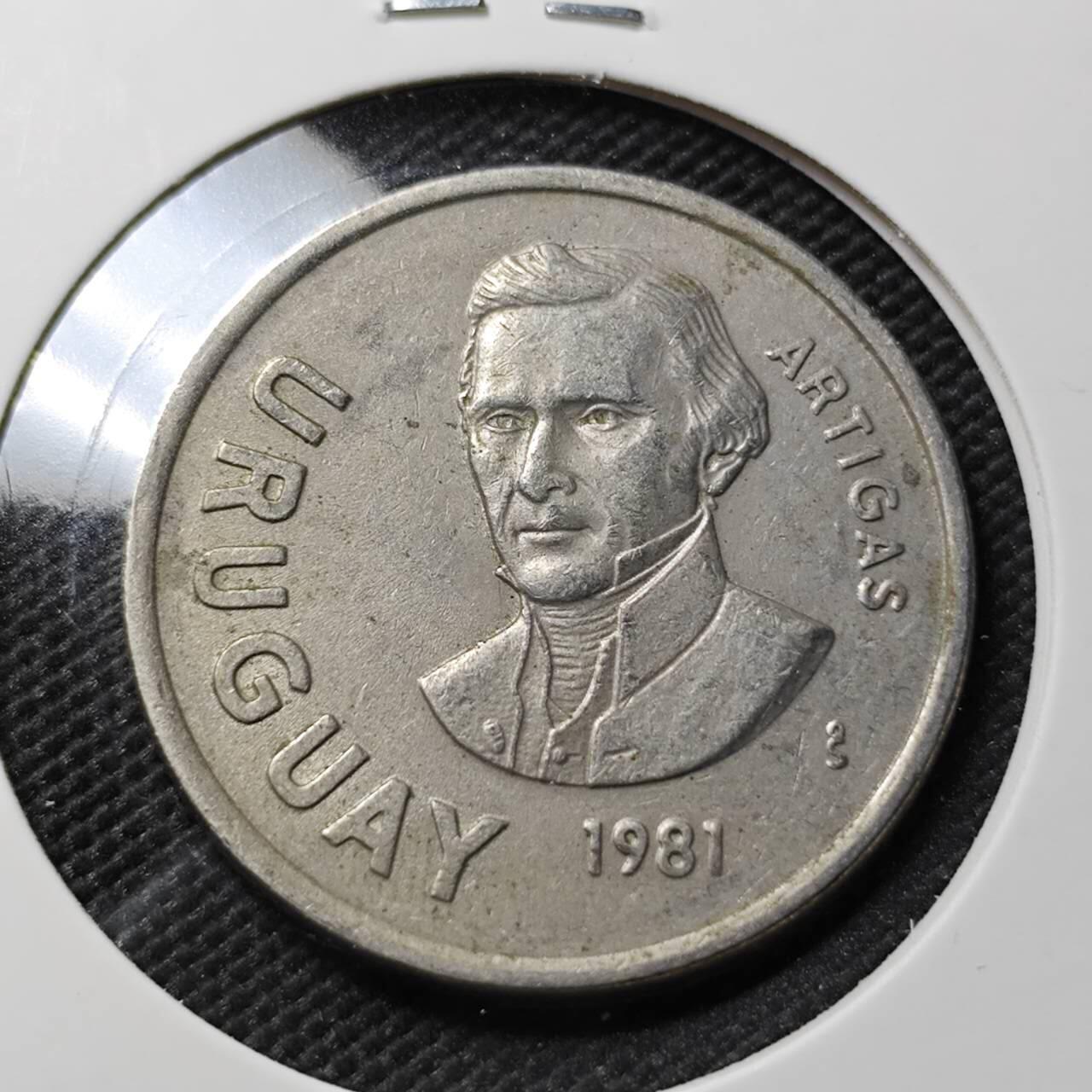 KK钱币收藏小铺  第393期  2月预留时间 周末发货  1981乌拉圭10比索