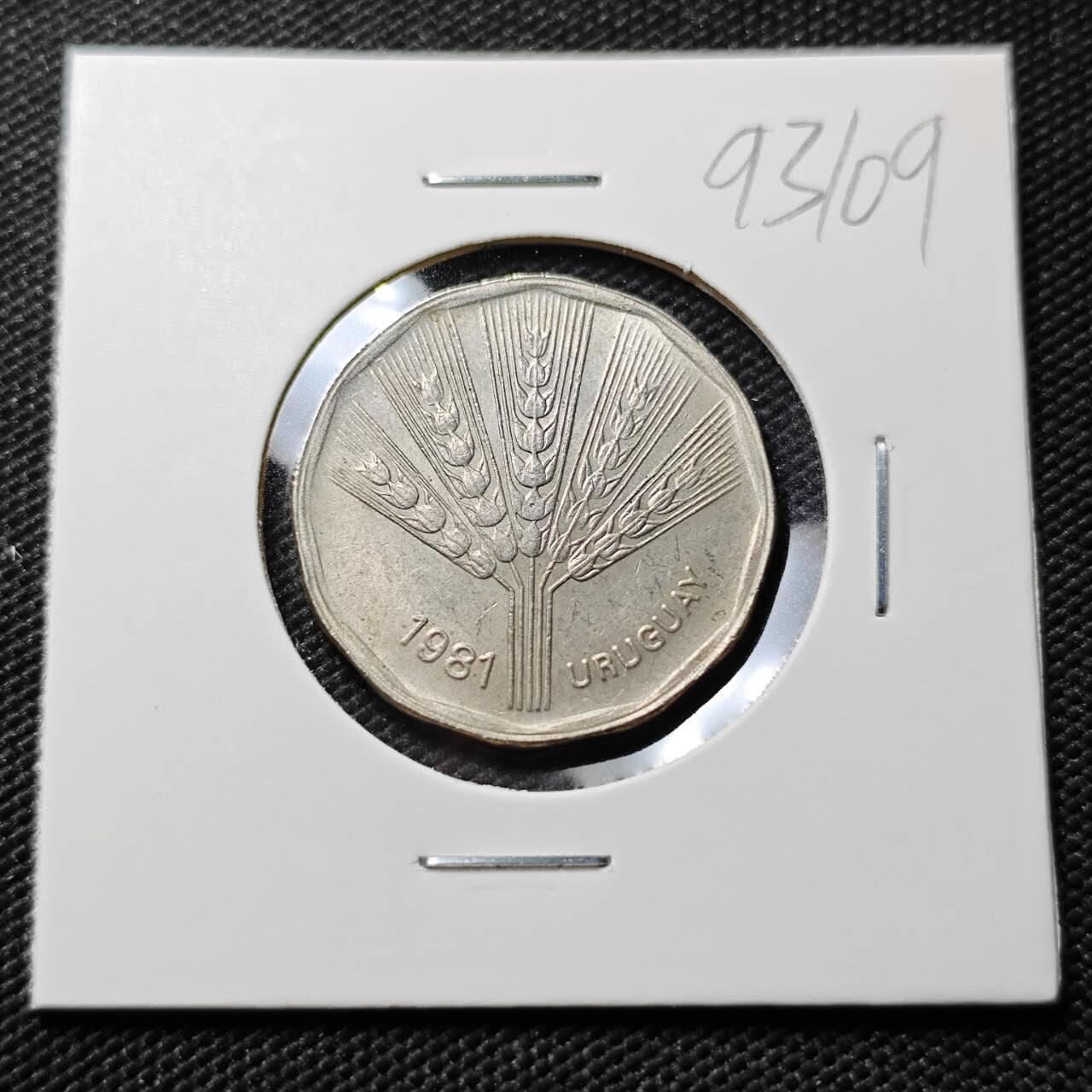 KK钱币收藏小铺  第393期  2月预留时间 周末发货  乌拉圭2比索