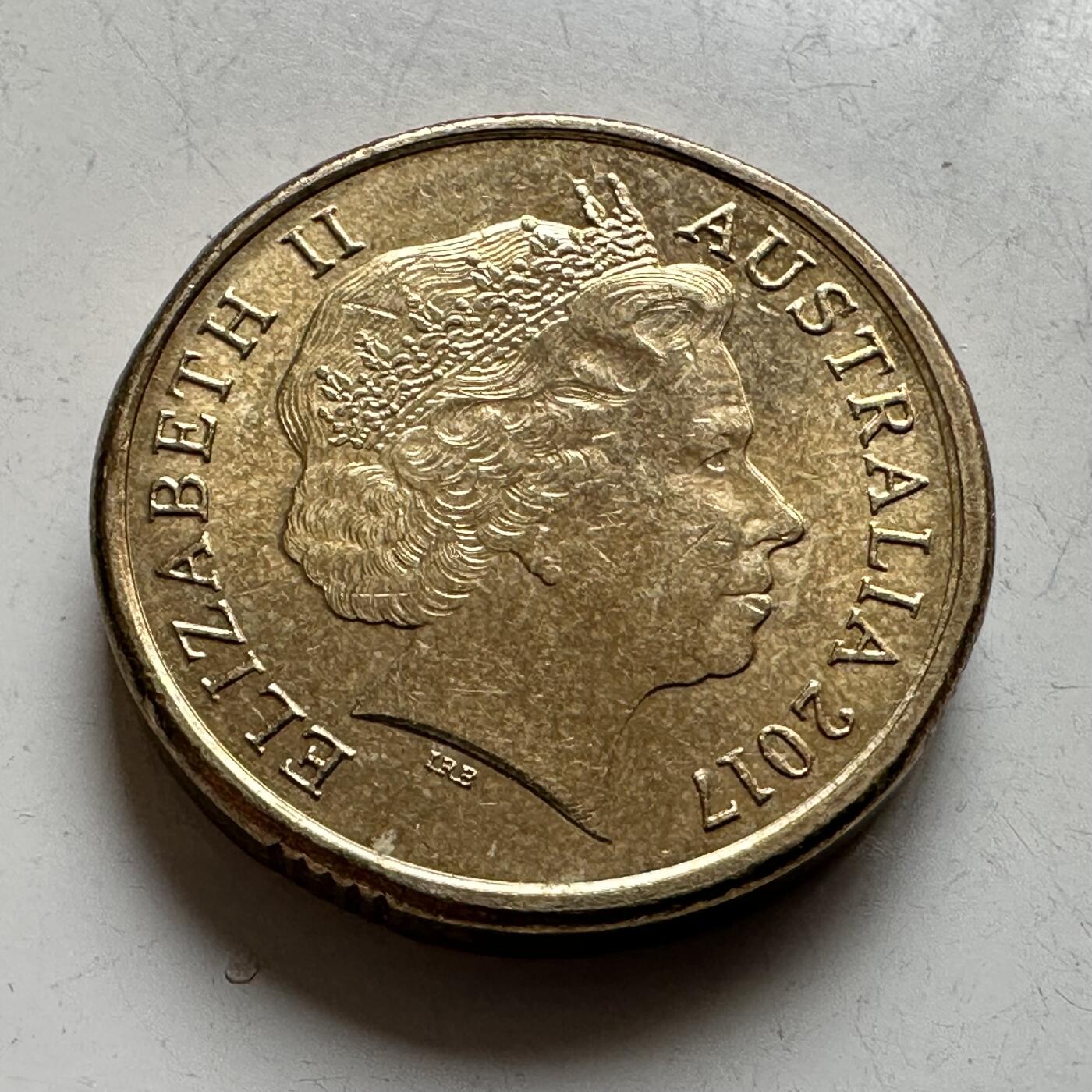 🌹外币初藏🌹🐯2026年第16场 快递将在12号停运 年前需发货的抓紧 ，年后正月十五恢复发货 澳大利亚2017年¥2彩色纪念币 c