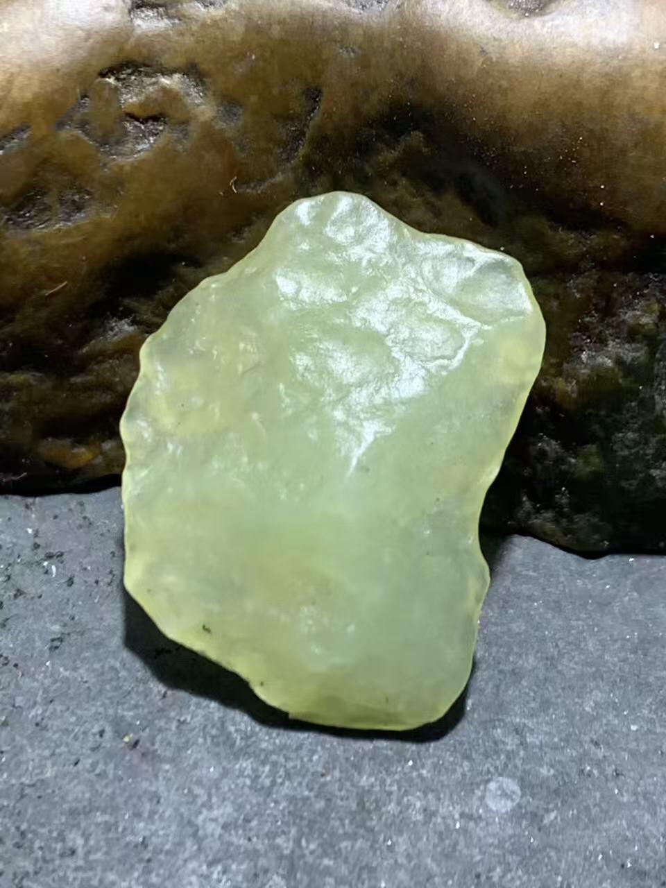 新疆戈壁料风化纹和田玉青白玉小原石一颗