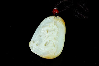 上海都达杂项专场二十一（全场包邮） - 天然和田玉精雕《龙行天下》挂件90-94