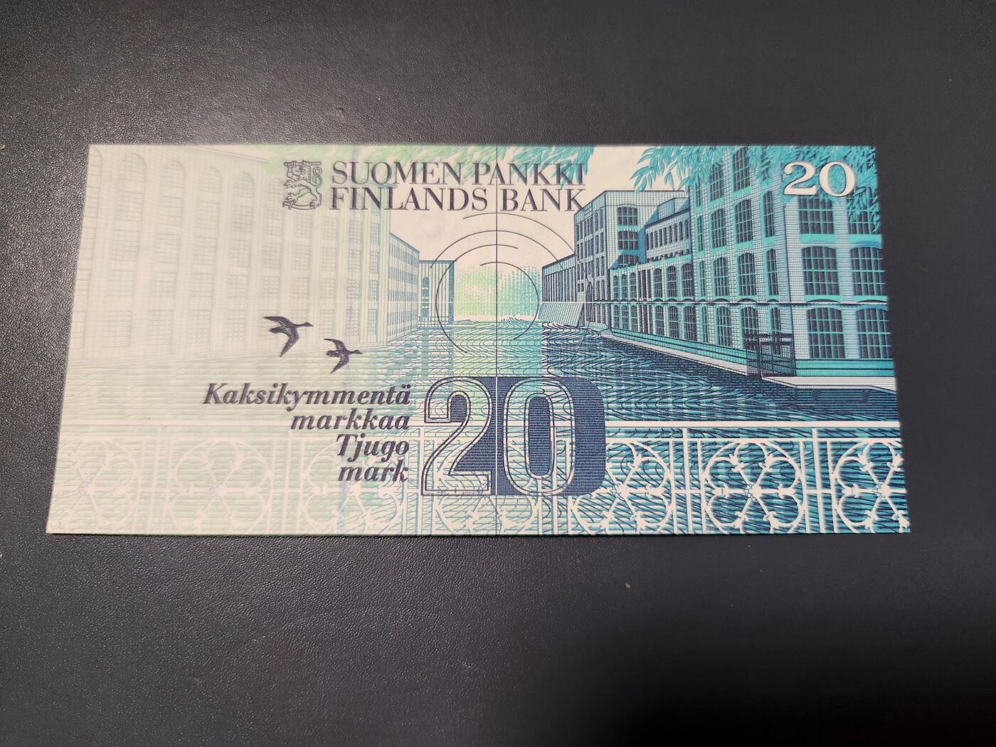 2月6号晚上8点 外国纸币自动截拍第19场 波兰20几乎全新