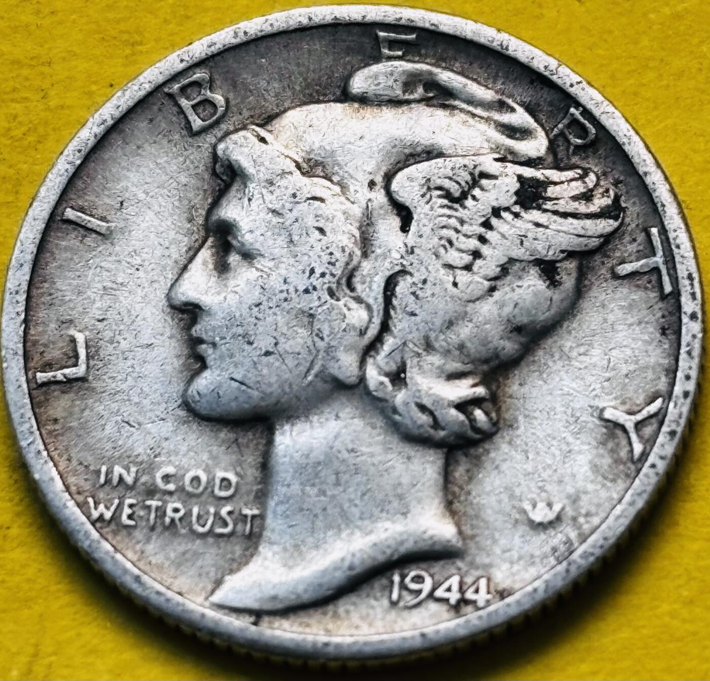 文馨钱币收藏第 293 场，春节前最后一期全部发出，将不予寄存，请悉知 1944 年美国墨丘利小飞人 10 美分银币 2.5 克 900 银 D 版