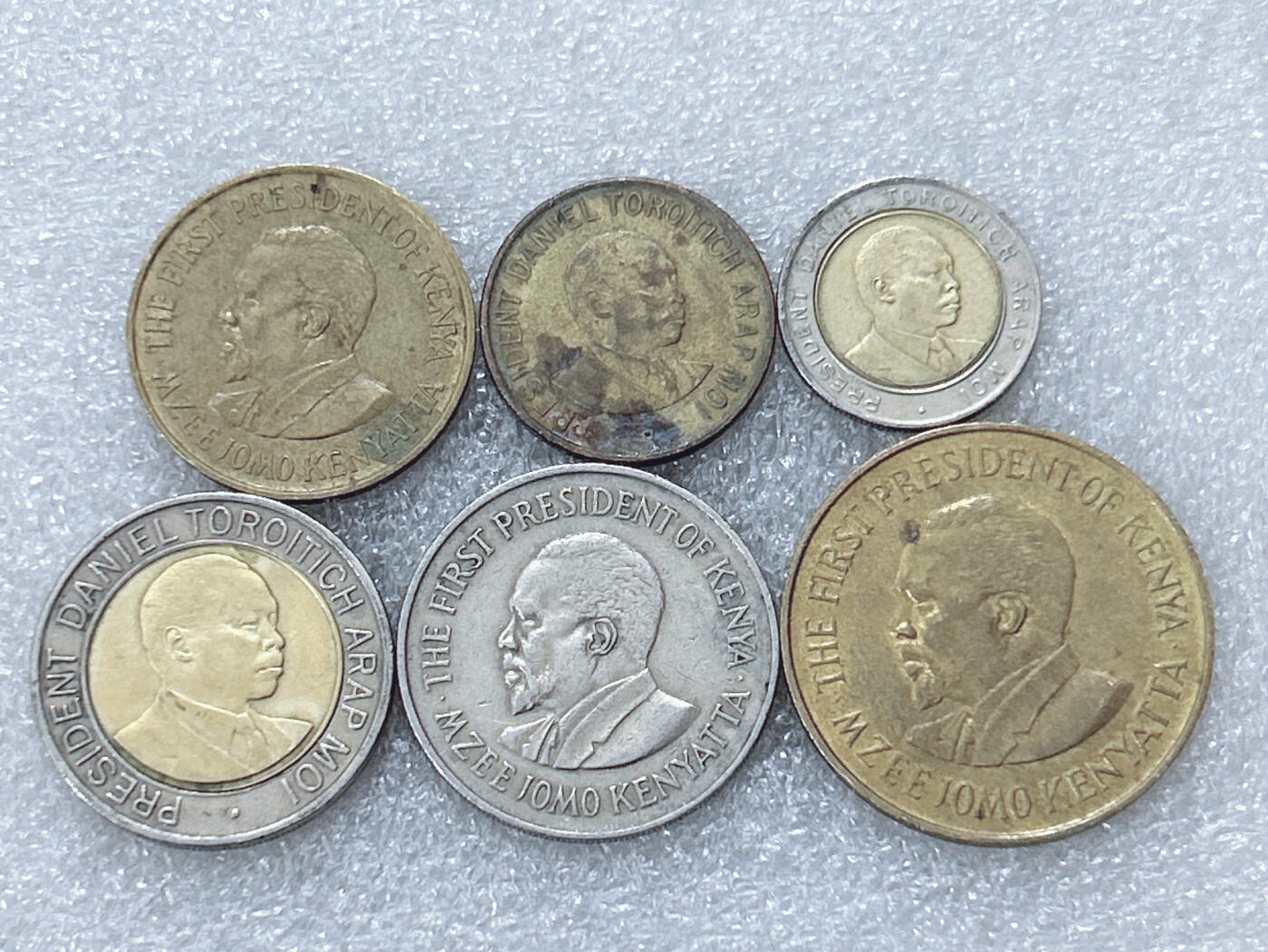第一海外回流一元起拍收藏 散集专场  第299期 肯尼亚硬币 6枚