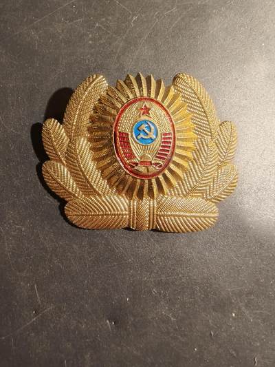 老王徽章第180期 - 苏联警察礼服大檐帽帽徽