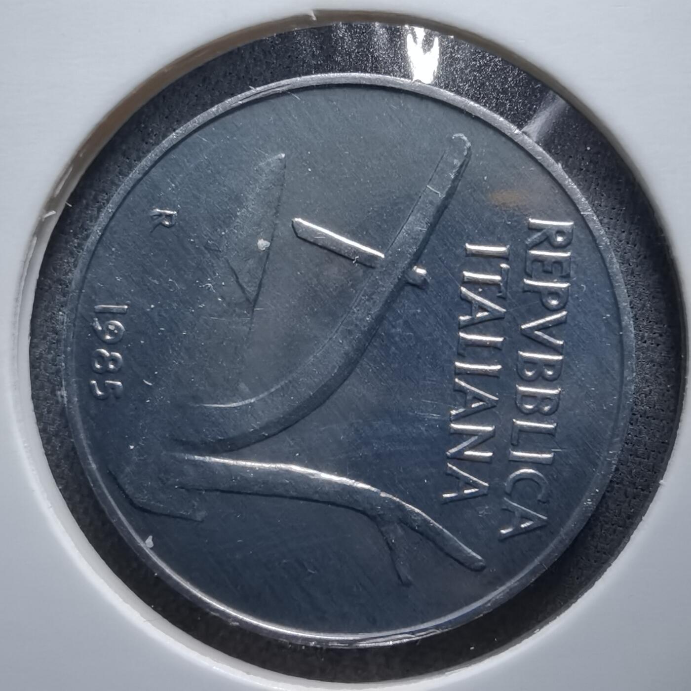 沼泽如烟--第985场 意大利1985年10里拉