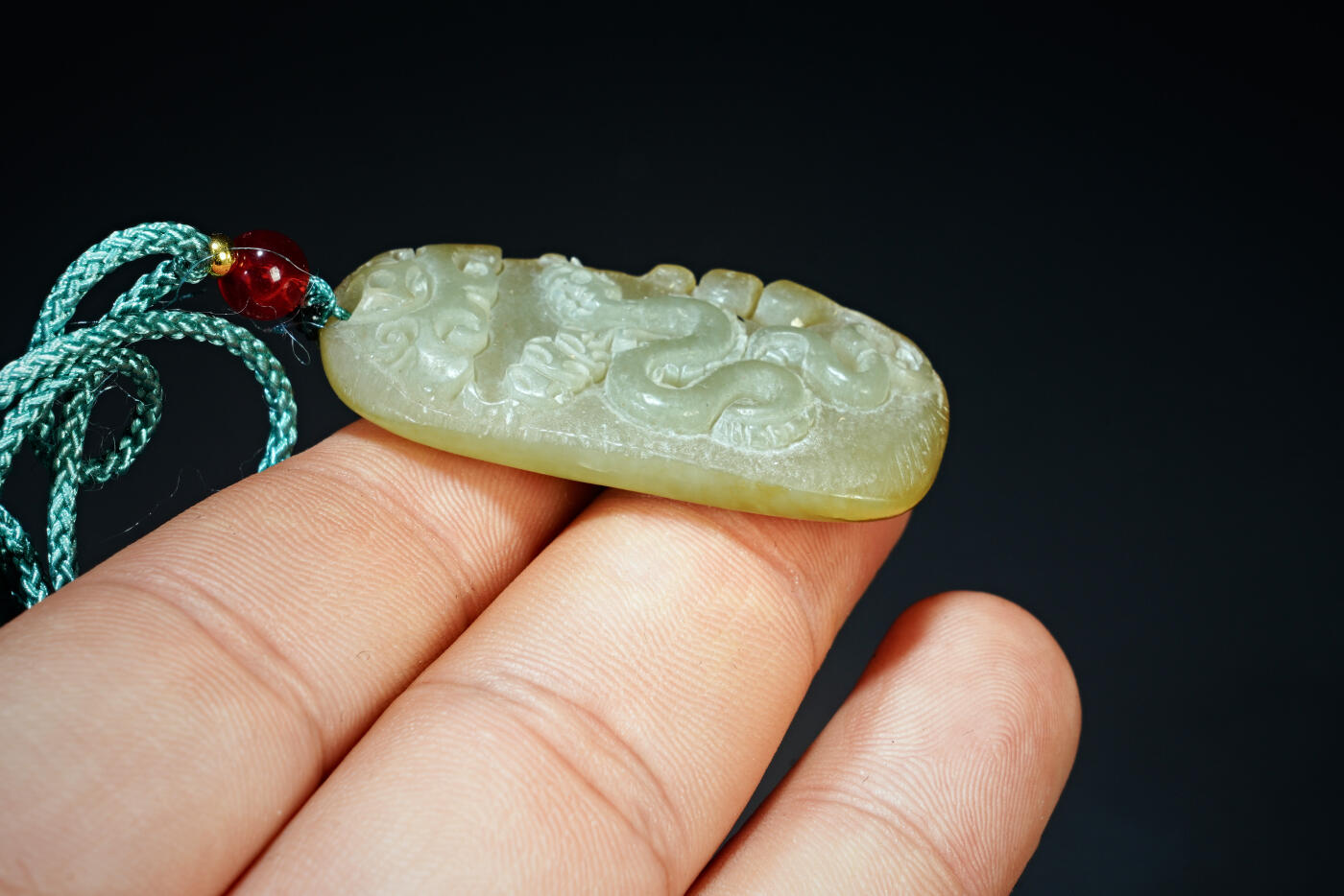 上海都达杂项专场二十一（全场包邮） 天然和田玉精雕《灵蛇纳福》挂件90-89