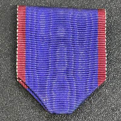 西秦中古拍卖第七十五期 - 不忘历史·抗战收藏 抗战时期 伪满洲国皇帝访日纪念章绶带