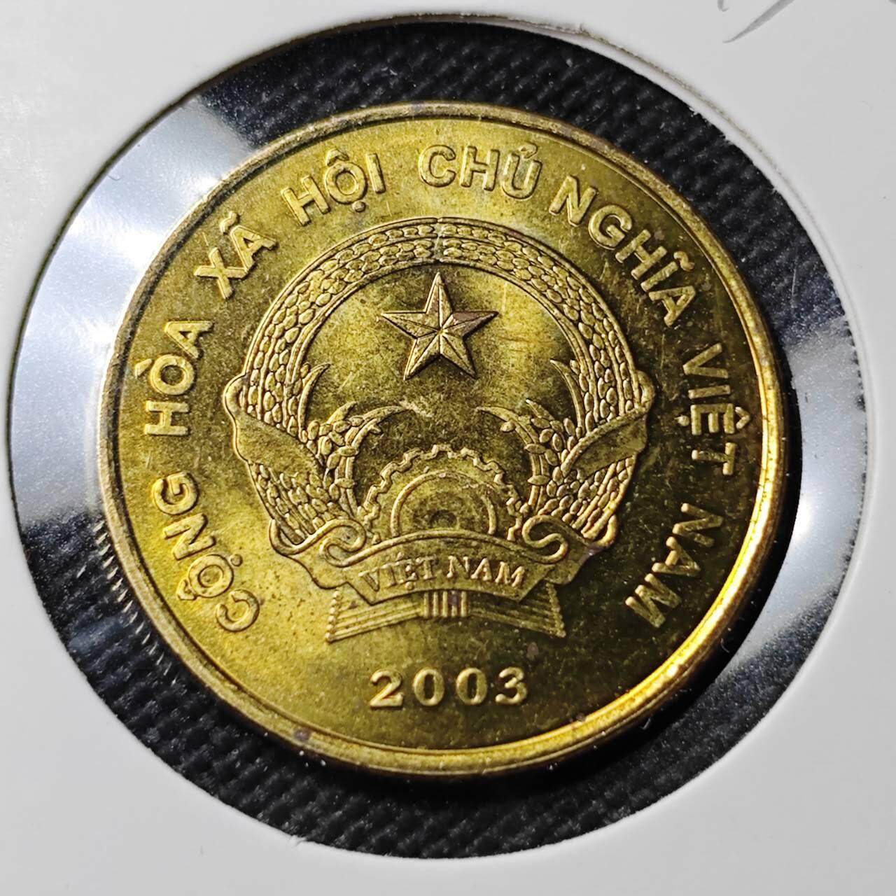 KK钱币收藏小铺  第393期  2月预留时间 周末发货  越南2000盾 好品