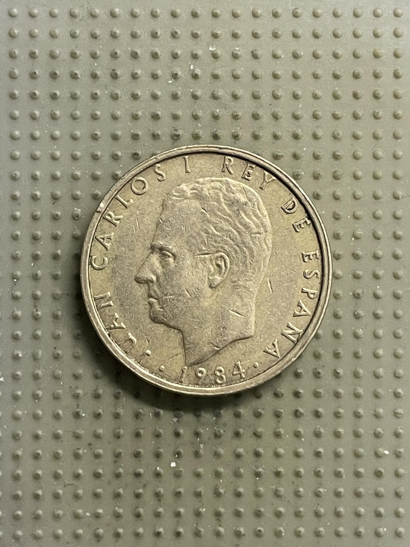 2026年第22场各国散币拍卖（总第172场） 西班牙1984年100比赛塔