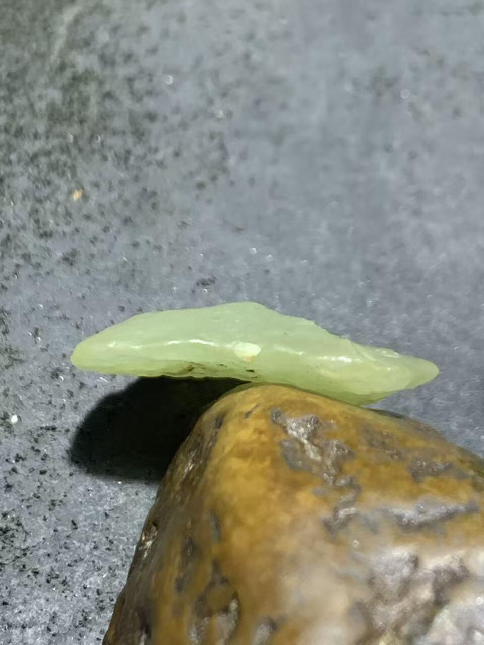 新疆戈壁料风化纹和田玉青白玉小原石一颗